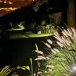 ファームステイ Torre Bella Gardens アルコ・ダ・カリェタ