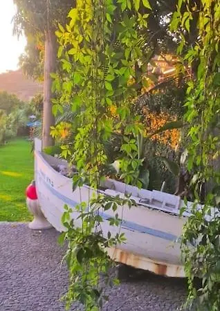 Κατάλυμα σε φάρμα Torre Bella Gardens *